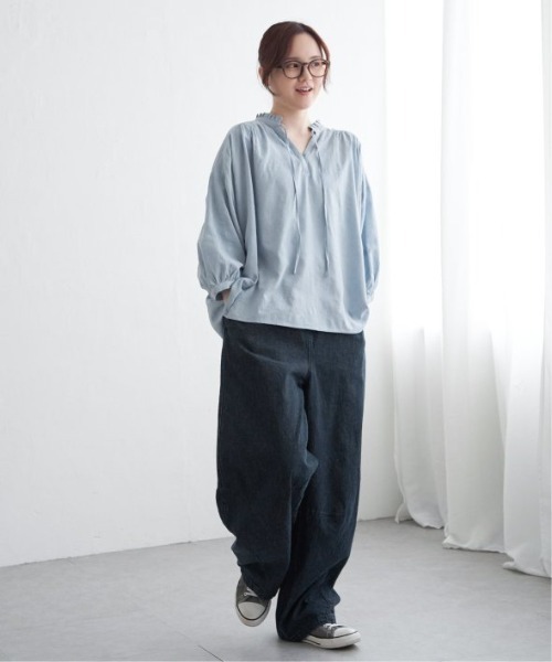 LBC(エルビーシー)の「ジャカード襟フリルブラウス(シャツ/ブラウス・レディース・ブルー/ホワイト/ブラック・M)」の5枚目の写真