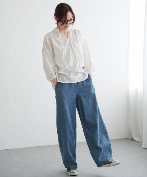 LBC(エルビーシー)の「ジャカード襟フリルブラウス(シャツ/ブラウス・レディース・ブルー/ホワイト/ブラック・M)」の8枚目の写真
