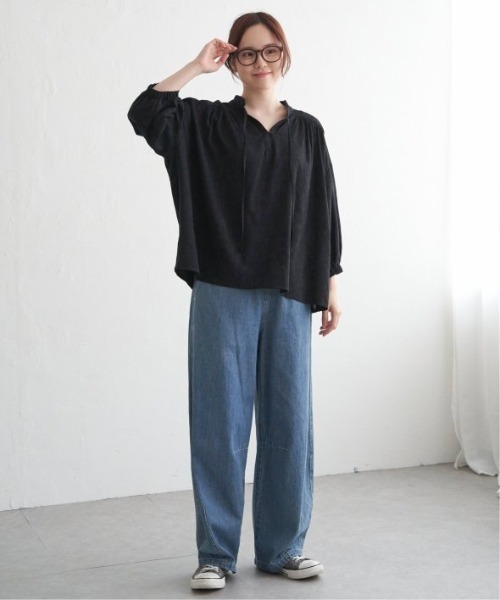 LBC(エルビーシー)の「ジャカード襟フリルブラウス(シャツ/ブラウス・レディース・ブルー/ホワイト/ブラック・M)」の11枚目の写真
