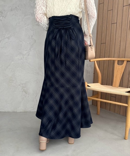 one after another NICE CLAUP（ワンアフターアナザーナイスクラップ）の「【WEB限定商品】バックレースアップマーメイドスカート(S,M,Lサイズ)（スカート・レディース・ネイビー系/ブラウン系その他/ブラック・LARGE/MEDIUM/SMALL）」の18枚目の写真