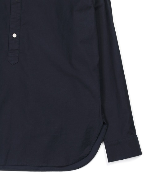 The DUFFER of ST.GEORGE(ザダファーオブセントジョージ)の「SHORT COLLAR PO SHIRT:バックサテン ショートカラー プルオーバーシャツ(シャツ/ブラウス・メンズ・チャコールグレー/アイボリー/ブラック/ネイビー・SMALL/MEDIUM/LARGE/X-LARGE)」の6枚目の写真