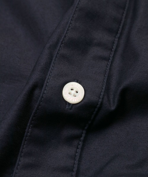 The DUFFER of ST.GEORGE(ザダファーオブセントジョージ)の「SHORT COLLAR PO SHIRT:バックサテン ショートカラー プルオーバーシャツ(シャツ/ブラウス・メンズ・チャコールグレー/アイボリー/ブラック/ネイビー・SMALL/MEDIUM/LARGE/X-LARGE)」の5枚目の写真