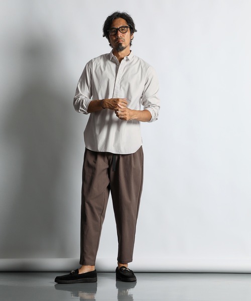 The DUFFER of ST.GEORGE(ザダファーオブセントジョージ)の「SHORT COLLAR PO SHIRT:バックサテン ショートカラー プルオーバーシャツ(シャツ/ブラウス・メンズ・チャコールグレー/アイボリー/ブラック/ネイビー・SMALL/MEDIUM/LARGE/X-LARGE)」の19枚目の写真