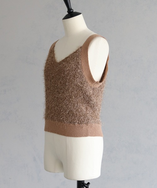 HER CLOSET（ハークローゼット）の「【vingtrois】フリンジニットビスチェ（ベスト・レディース・ブラウン/ブラック/アイボリー・M）」の5枚目の写真