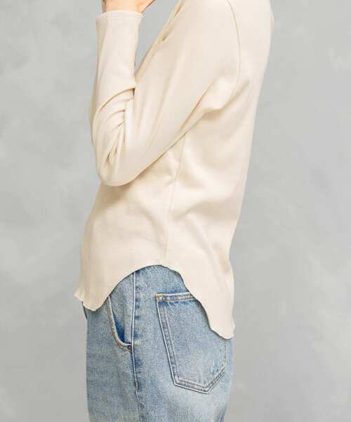 URBAN RESEARCH ROSSO WOMEN（アーバンリサーチ　ロッソ）の「ソフトタッチテレコプルオーバー（Tシャツ/カットソー・レディース・ブラック/ライトベージュ/ホワイト・FREE）」の13枚目の写真