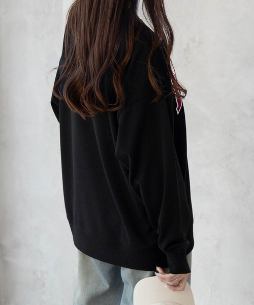 POLO BCS(ポロ ビーシーエス)の「【別注デザイン】POLO BCS ロゴワッペントレーナー スウェット(スウェット・レディース・オートミール/ブルー/ブラック・フリー)」の6枚目の写真