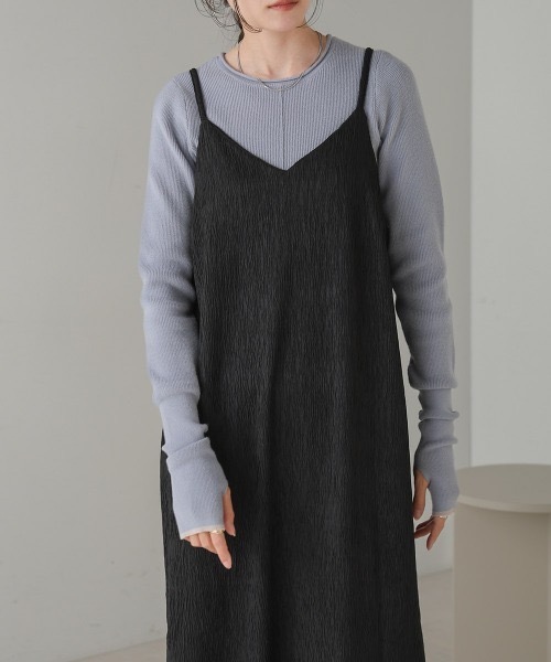 Bab(バブ)の「ワッシャーデザインキャミワンピース(ワンピース・レディース・ブラック/アイボリー/カーキ・M)」の21枚目の写真