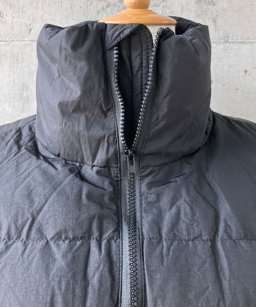 meJane（ミージェーン）の「スタンドカラー 中綿モンスターベスト（ダウンベスト・レディース・ブラック/ライトベージュ・FREE）」の10枚目の写真