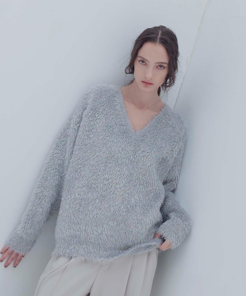 venit（ヴェニット）の「VENIT / metallic feather pull(メタリックフェザープルオーバー)（ニット/セーター・レディース・グレー/ブラウン・38）」の2枚目の写真