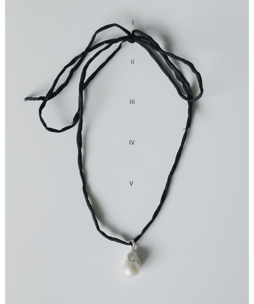 韓国発【ROAJU】anna pearl long necklace★追跡送 韓国発【ROAJU】anna pearl long necklace☆追跡送 (roaju