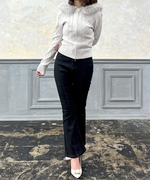 Julia Boutique（ジュリアブティック）の「ファー付きパーカーニットトップス（ニット/セーター・レディース・ピンク/ブラウン/ホワイト/クリーム/グレー/ブラック・ONE）」の14枚目の写真