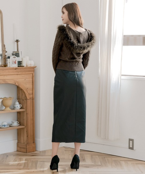 Julia Boutique（ジュリアブティック）の「ファー付きパーカーニットトップス（ニット/セーター・レディース・ピンク/ブラウン/ホワイト/クリーム/グレー/ブラック・ONE）」の20枚目の写真