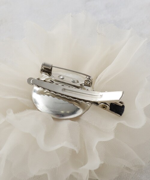 OPAQUE.CLIP(オペークドットクリップ)の「フラワーコサージュ(ブローチ/コサージュ・レディース・ベージュ/ブルー系その他・00)」の6枚目の写真