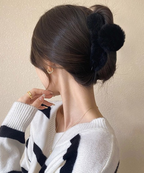 Dita Muaj.(ディータムアージュ)の「ふわふわファークリップ(バレッタ/ヘアクリップ・レディース・アイボリー/ブラック・FREE)」の4枚目の写真