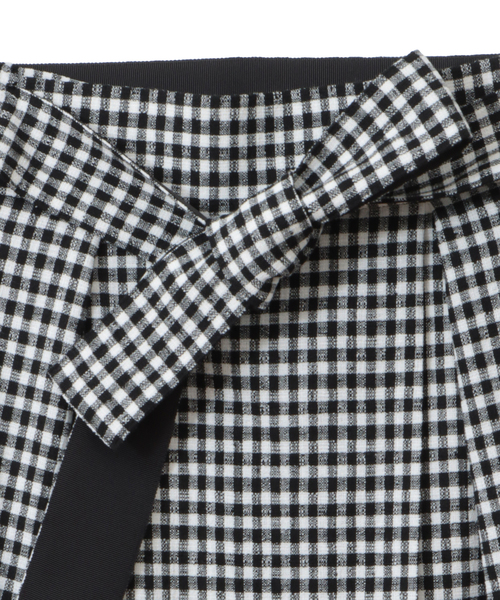 Tiara(ティアラ)の「リボンベルトタックラップスカート(セットアップ可)(スカート・レディース・ブラック/チェック/ベージュ・3/2)」の13枚目の写真