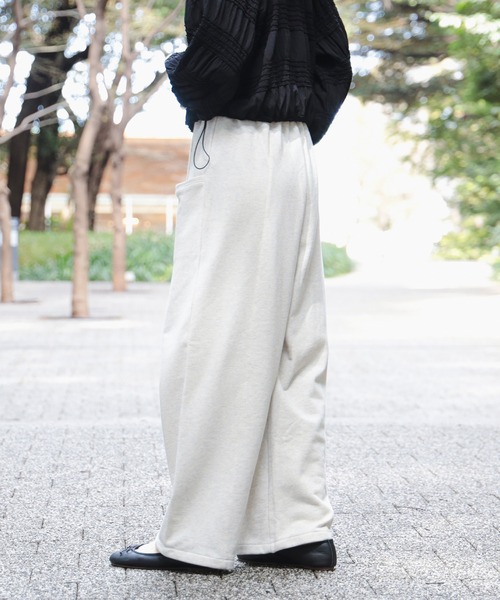 BEAMS HEART(ビームスハート)の「コクーン イージー スウェットパンツ(その他パンツ・レディース・ホワイト系その他5/ミント/ブラック・FREE)」の1枚目の写真