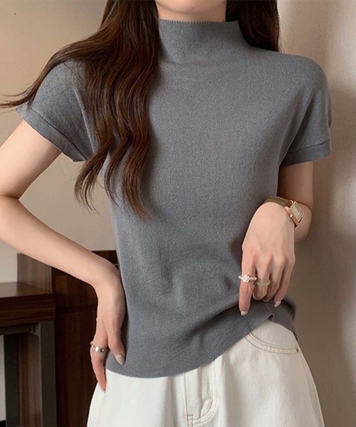 aimoha(アイモハ)の「ボトルネックフィットTシャツ (SS)(Tシャツ/カットソー・レディース・ベージュ/ホワイト/グレー/ブラック/ライトベージュ・FREE)」の7枚目の写真
