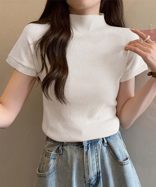 aimoha(アイモハ)の「ボトルネックフィットTシャツ (SS)(Tシャツ/カットソー・レディース・ベージュ/ホワイト/グレー/ブラック/ライトベージュ・FREE)」の8枚目の写真