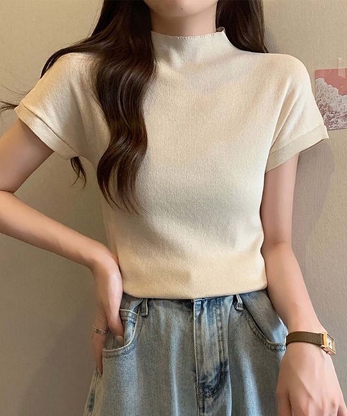 aimoha(アイモハ)の「ボトルネックフィットTシャツ (SS)(Tシャツ/カットソー・レディース・ベージュ/ホワイト/グレー/ブラック/ライトベージュ・FREE)」の15枚目の写真