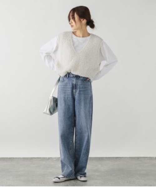 GLOBAL WORK(グローバルワーク)の「GOODデニムバギーパンツTall/209300(デニムパンツ・レディース・ベージュ/ネイビー/ブルー/グレー/ライトブルー・X-LARGE/LARGE/MEDIUM/SMALL)」の18枚目の写真