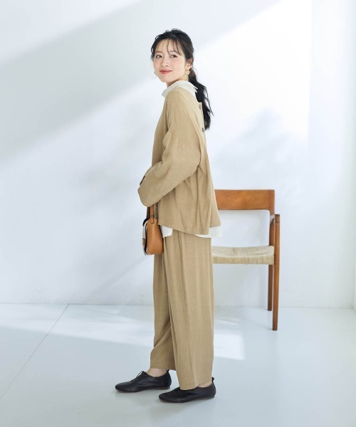 SMILE LAND（スマイルランド）の「＜大きいサイズ＞２WAY麻混ジャケット【Otona Purete】（ノーカラージャケット・レディース・ブラック/ベージュ・L/LL/3L/4L/5L）」の22枚目の写真