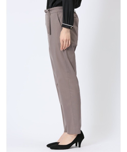 m.f.editorial（エムエフエディトリアル）の「【ストレッチ ウォッシャブル】m.f.エディトリアルレディース テーパードパンツ 茶(セットアップ可能)（スラックス・レディース・ブラウン・S/MEDIUM/LARGE）」の8枚目の写真