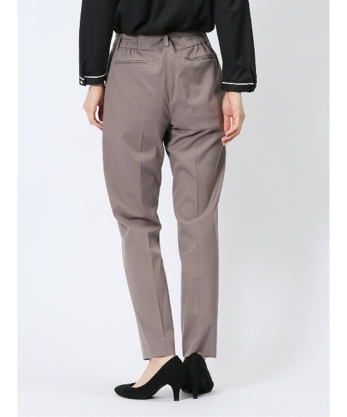 m.f.editorial（エムエフエディトリアル）の「【ストレッチ ウォッシャブル】m.f.エディトリアルレディース テーパードパンツ 茶(セットアップ可能)（スラックス・レディース・ブラウン・S/MEDIUM/LARGE）」の13枚目の写真