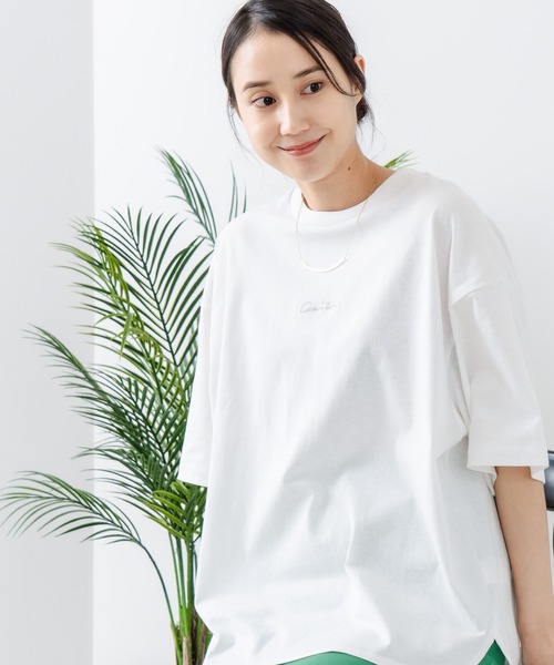 C17(シーセブンティーン)の「【C17/シーセブンティーン】5分袖 刺繍 裾ラウンドTシャツ(Tシャツ/カットソー・レディース・ホワイト/チャコールグレー/ブラック/ライトパープル・MEDIUM/LARGE)」の1枚目の写真