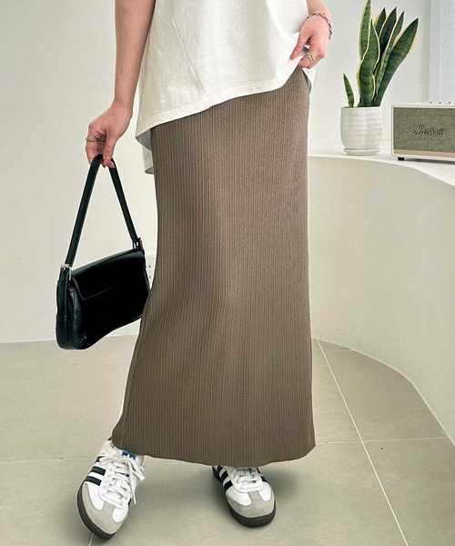 GeeRA（ジーラ）の「【S-XLサイズ展開】すっきり見え！セルフカットストレートタイトロングスカート（スカート・レディース・ベージュ/チャコール/ブラック/モカ・LARGE/X-LARGE/MEDIUM/SMALL）」の3枚目の写真