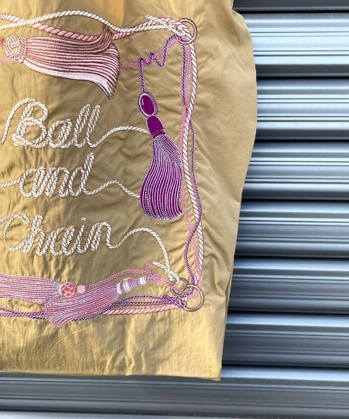 Ball&Chain（ボールアンドチェーン）の「[BALL&CHAIN/ボールアンドチェーン] TASSEL 刺繍デザインナイロントートバッグ（トートバッグ・レディース・ベージュ/オレンジ・M）」の12枚目の写真