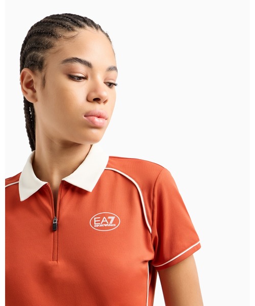 EMPORIO ARMANI EA7(エンポリオアルマーニイーエーセブン)の「【エンポリオ アルマーニ EA7】Golf Pro ポロシャツ ストレッチテクニカルファブリック(ポロシャツ・レディース・オレンジ系/ホワイト系・SMALL/MEDIUM/X-SMALL/LARGE)」の4枚目の写真
