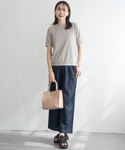 ikka(イッカ)の「幾何学ジャガードプルオーバー(Tシャツ/カットソー・レディース・オフホワイト/ブラック/エメラルドブルー/ダークベージュ・M/L/S)」の10枚目の写真