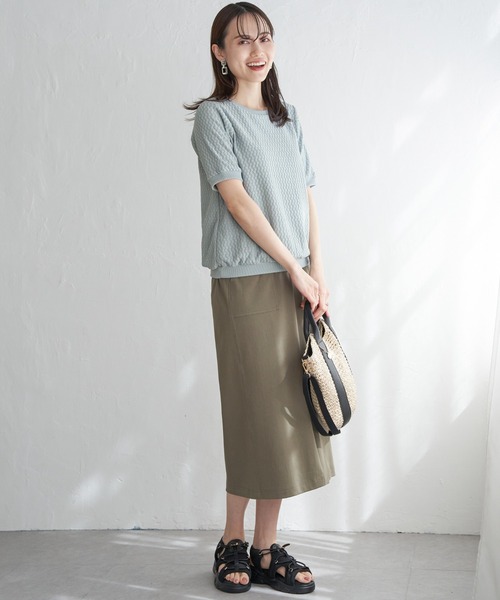 ikka(イッカ)の「幾何学ジャガードプルオーバー(Tシャツ/カットソー・レディース・オフホワイト/ブラック/エメラルドブルー/ダークベージュ・M/L/S)」の14枚目の写真