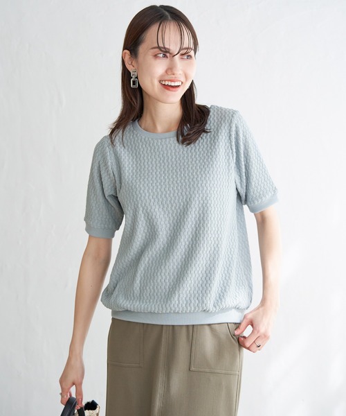 ikka(イッカ)の「幾何学ジャガードプルオーバー(Tシャツ/カットソー・レディース・オフホワイト/ブラック/エメラルドブルー/ダークベージュ・M/L/S)」の16枚目の写真