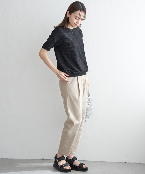 ikka(イッカ)の「幾何学ジャガードプルオーバー(Tシャツ/カットソー・レディース・オフホワイト/ブラック/エメラルドブルー/ダークベージュ・M/L/S)」の17枚目の写真