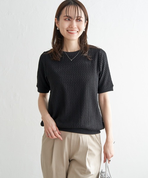 ikka(イッカ)の「幾何学ジャガードプルオーバー(Tシャツ/カットソー・レディース・オフホワイト/ブラック/エメラルドブルー/ダークベージュ・M/L/S)」の19枚目の写真
