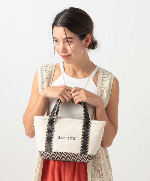 BAYFLOW（ベイフロー）の「[500mlのボトルや長財布も入る]25SヘリンボンロゴトートS（トートバッグ・レディース・ナチュラル・FREE）」の8枚目の写真