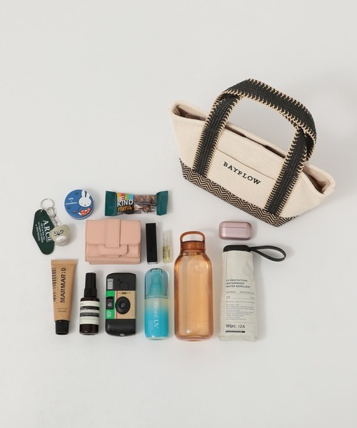 BAYFLOW（ベイフロー）の「[500mlのボトルや長財布も入る]25SヘリンボンロゴトートS（トートバッグ・レディース・ナチュラル・FREE）」の6枚目の写真