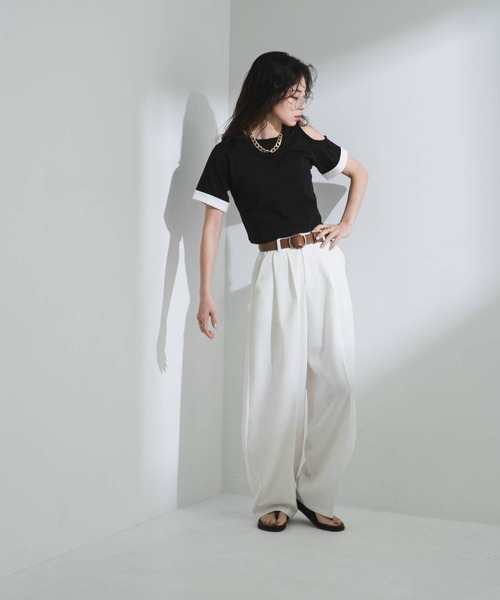 bohmal(ボマール)の「カットオフバイカラースリーブTシャツ(Tシャツ/カットソー・レディース・ホワイト/ブラック・FREE)」の10枚目の写真