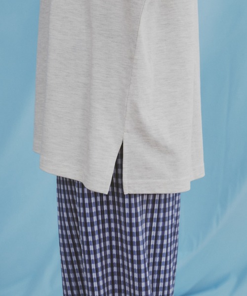 MERLOT（メルロー）の「宇宙ネコプリント BIG T（Tシャツ/カットソー・レディース・ホワイト/ライトグレー・FREE）」の22枚目の写真