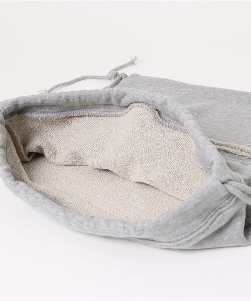 Never mind the XU / Chikashitsu+（ネバーマインド ザ エックスユー / チカシツプラス）の「【nmtc+】sweat hood knapsack / 【エヌエムティーシープラス】スウェットフードナップサック（バックパック/リュック・メンズ・グレー/ブラック・ONE SIZE）」の14枚目の写真