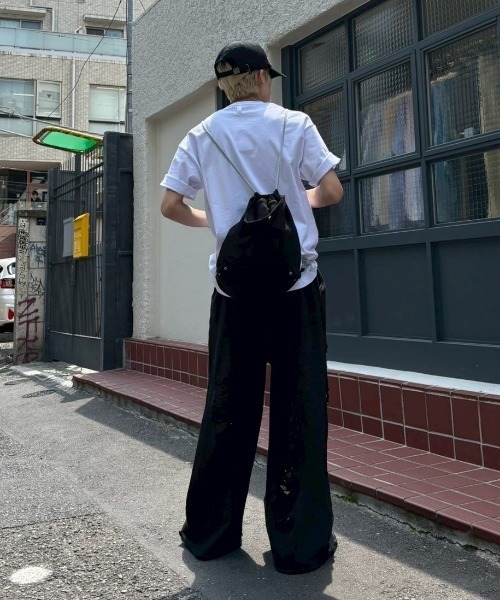 Never mind the XU / Chikashitsu+（ネバーマインド ザ エックスユー / チカシツプラス）の「【nmtc+】sweat hood knapsack / 【エヌエムティーシープラス】スウェットフードナップサック（バックパック/リュック・メンズ・グレー/ブラック・ONE SIZE）」の18枚目の写真