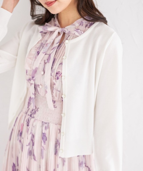 tocco closet(トッコ クローゼット)の「UVカット&接触冷感&ハンドウォッシュ♪超強撚フラワー釦カーディガン(カーディガン/ボレロ・レディース・ラベンダー/レモンイエロー/ネイビー/オフホワイト・M)」の1枚目の写真