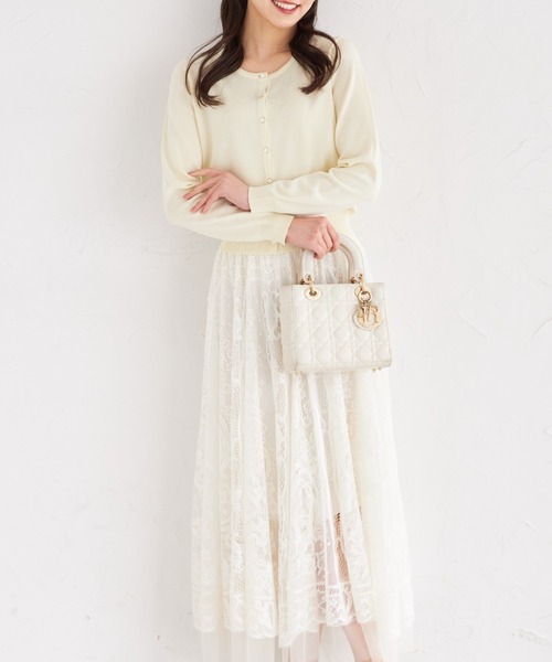 tocco closet(トッコ クローゼット)の「UVカット&接触冷感&ハンドウォッシュ♪超強撚フラワー釦カーディガン(カーディガン/ボレロ・レディース・ラベンダー/レモンイエロー/ネイビー/オフホワイト・M)」の19枚目の写真