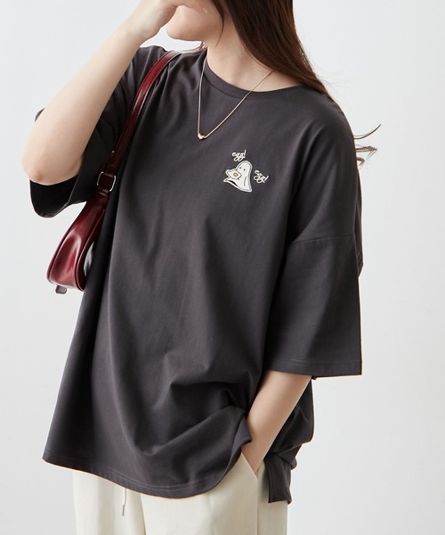 continuer de NICE CLAUP(コンティニューデナイスクラップ)の「おばけプリントBIGT(Tシャツ/カットソー・レディース・オフホワイト/ブルー/ピンク/スミクロ・FREE)」の9枚目の写真