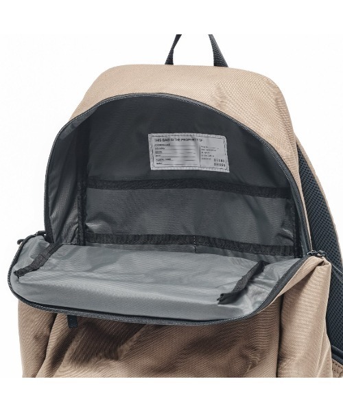 BEAMS DESIGN オリーブグリーン リュック　バックパック BEAMS DESIGN オリーブグリーン リュック・バックパック