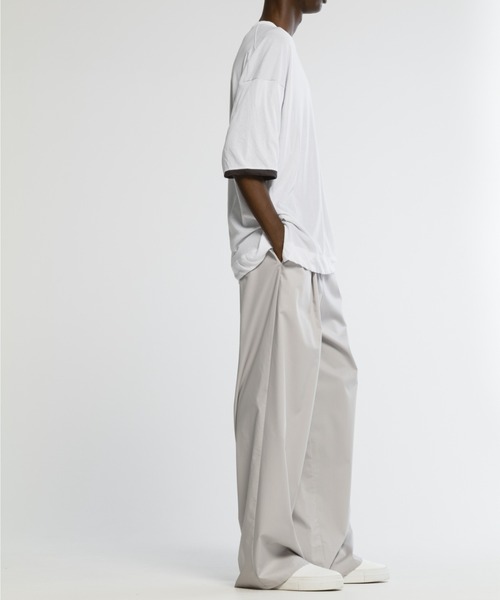 CINOH(チノ)の「SUPIMA C/PE/PU WIDE RELAX PANTS(その他パンツ・メンズ・ブラック/グレー/ホワイト・38/46/44)」の14枚目の写真