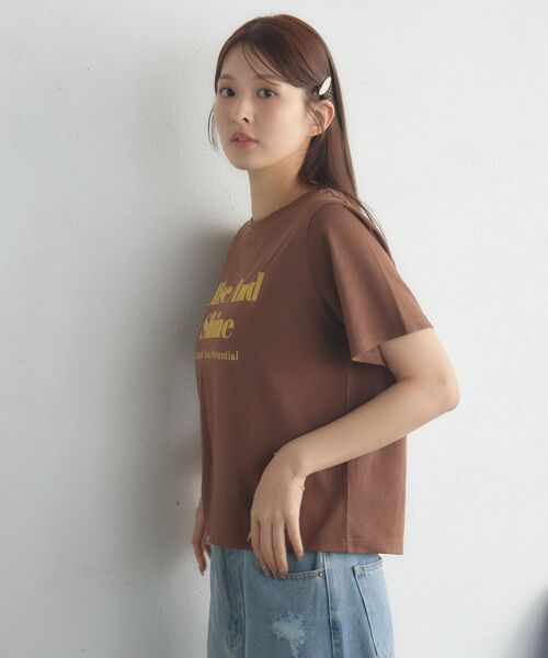 RETRO GIRL（レトロガール）の「フロッキーロゴチビTEE（Tシャツ/カットソー・レディース・ブラック/ブラウン/オフホワイト・FREE）」の6枚目の写真