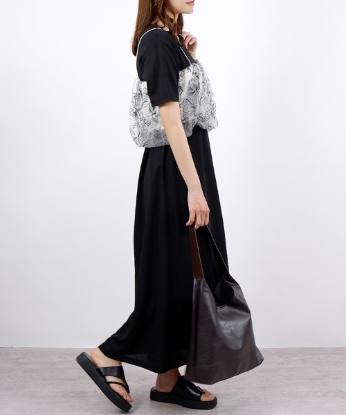 CLOTHY（クロシィ）の「【1枚でらくらくコーディネート！】フクレ半袖マキシワンピース（ワンピース・レディース・チャコールグレー/ブラック/ブラウン・MEDIUM）」の22枚目の写真