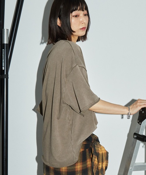 Anchor Smith(アンカー スミス)の「ヴィンテージ加工 ワンポイント刺繍 カットオフ半袖スウェット(Tシャツ/カットソー・レディース・ブラック/グレイッシュベージュ/ブラウン・M/L)」の18枚目の写真